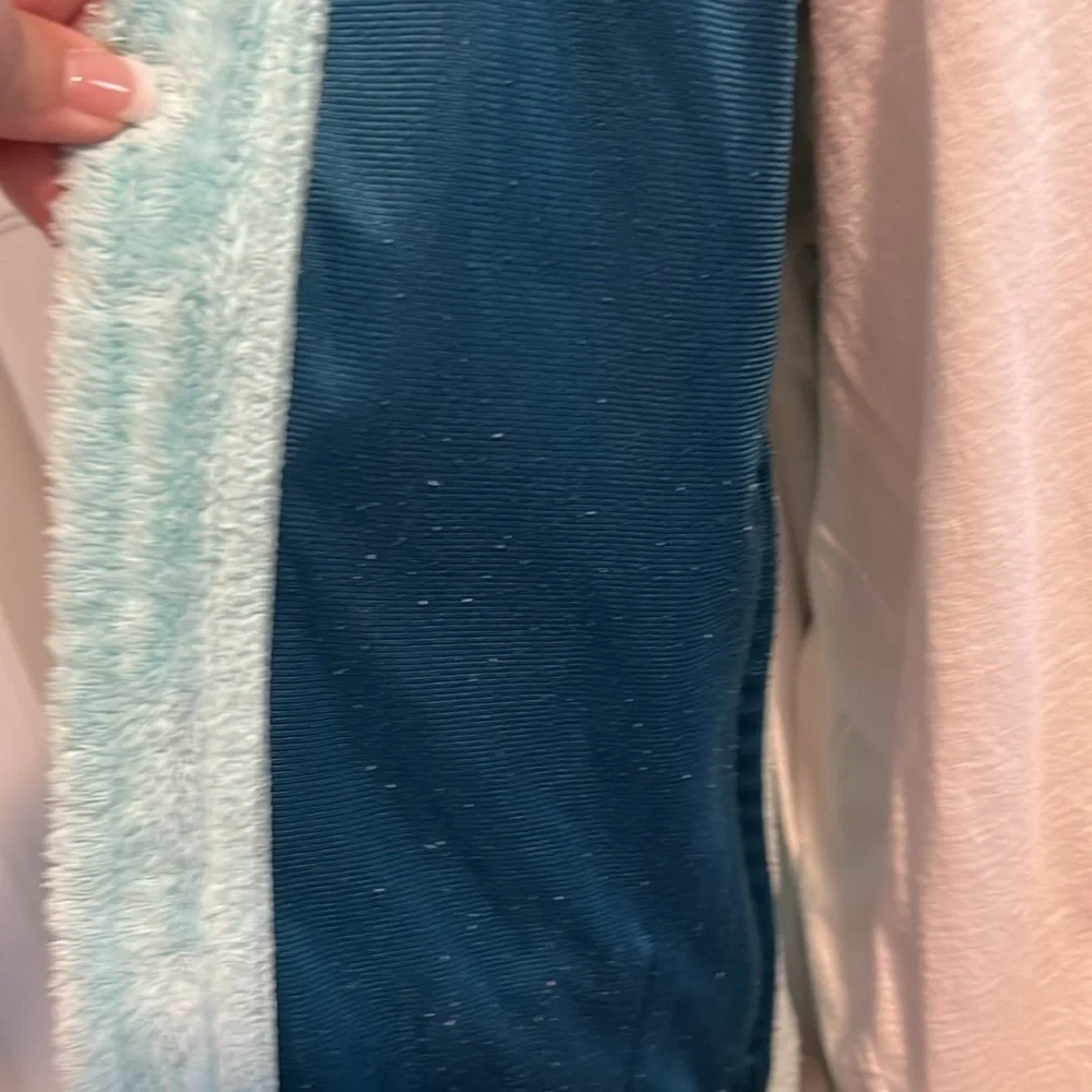 The North Face Jacket - Picture 6 of 9